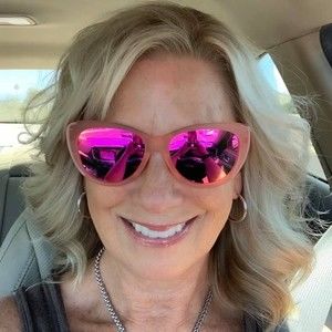 Meet your Posher, Karen